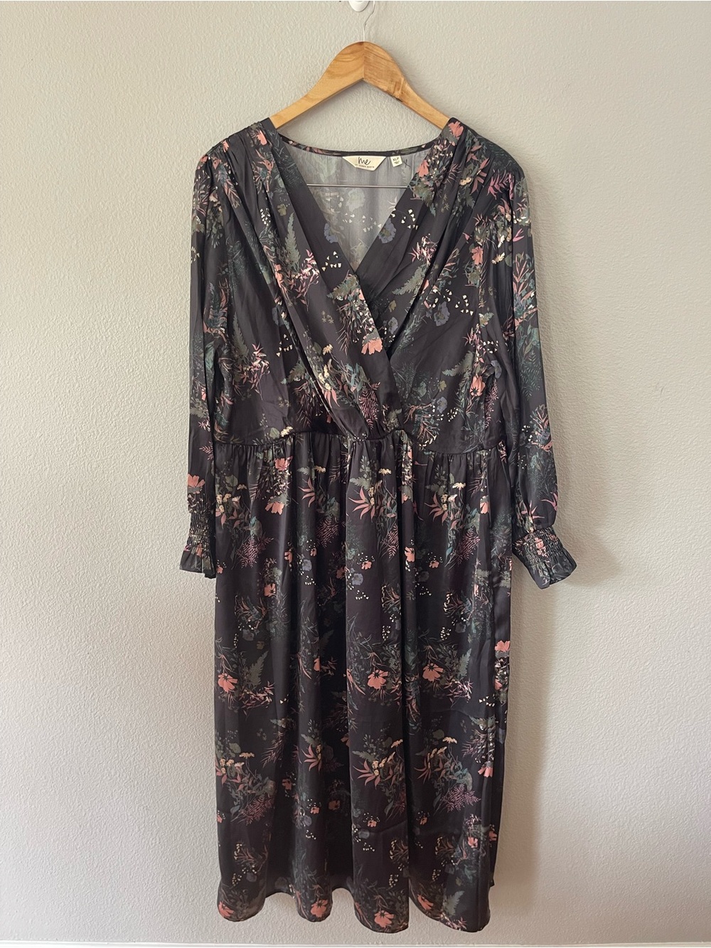 Me by Jennie Garth Woven Maxi Dress Size XLP Black Floral - Picture 2 of 13